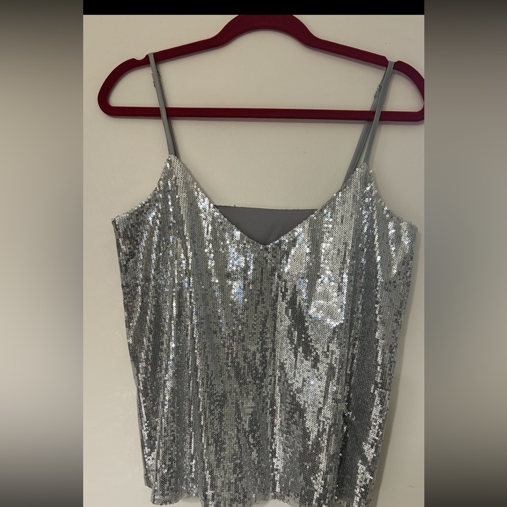 Silver sequent tank